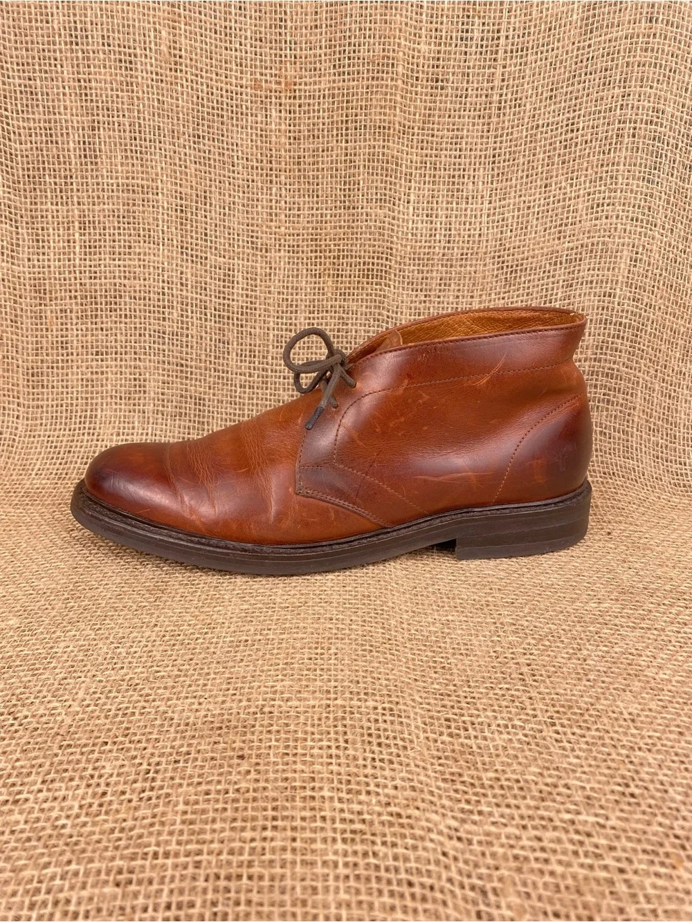 Frye these chukka